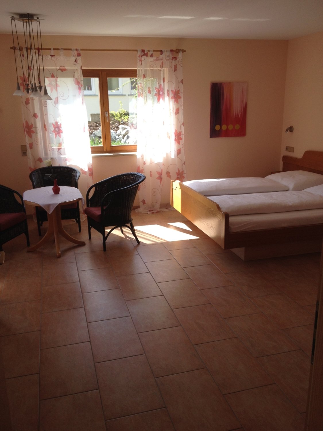 Wohlfühlhotel_Sonnengarten_Pfahlbauten_Schlafbereich